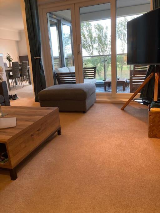 Beautiful 2 Bedroom Flat Overlooking Golf Course Carnoustie Exterior photo